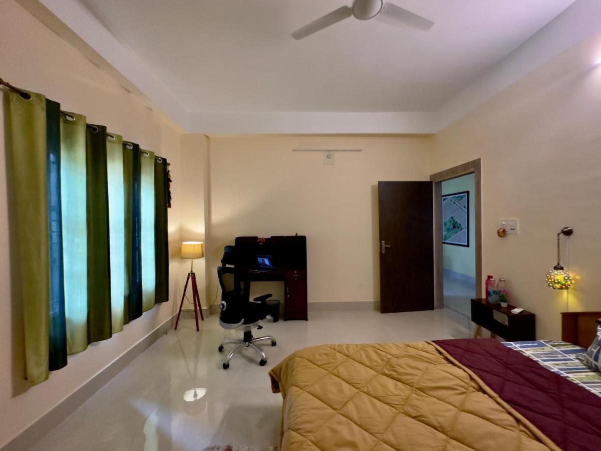 Three Little Birds Homestay Guwahati Eksteriør billede