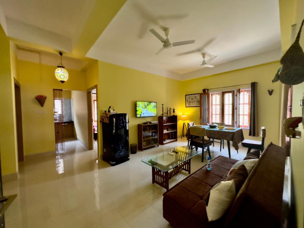 Three Little Birds Homestay Guwahati Eksteriør billede