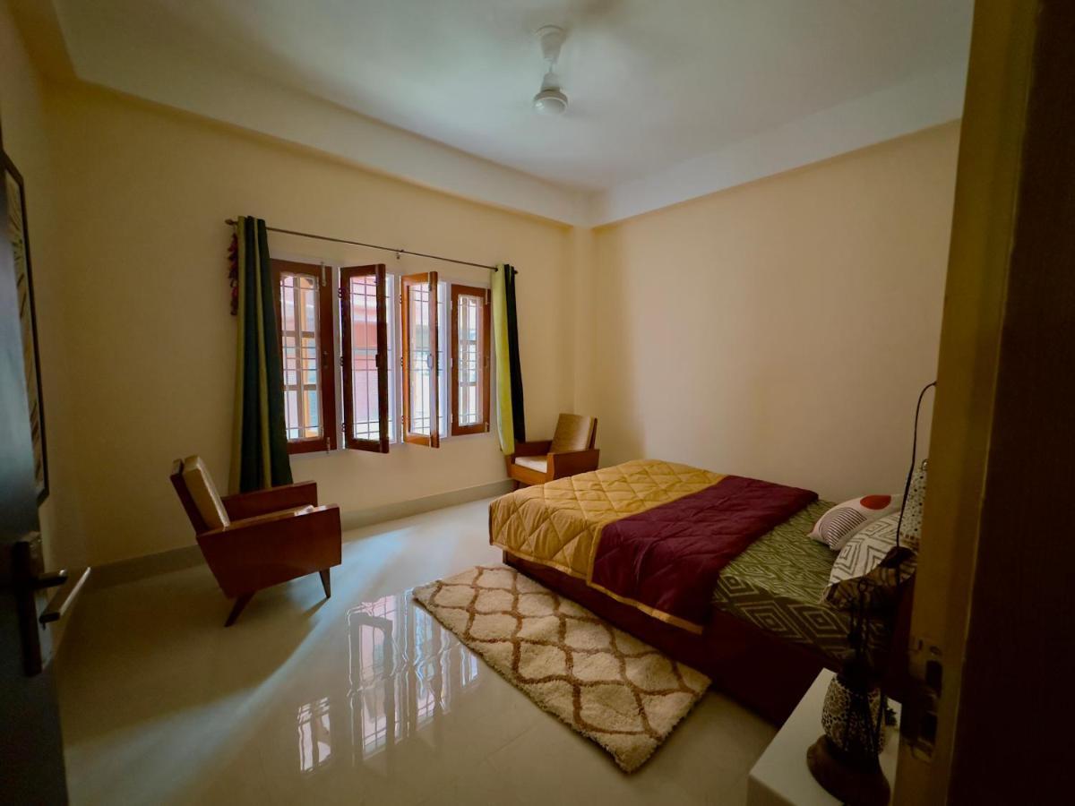 Three Little Birds Homestay Guwahati Eksteriør billede