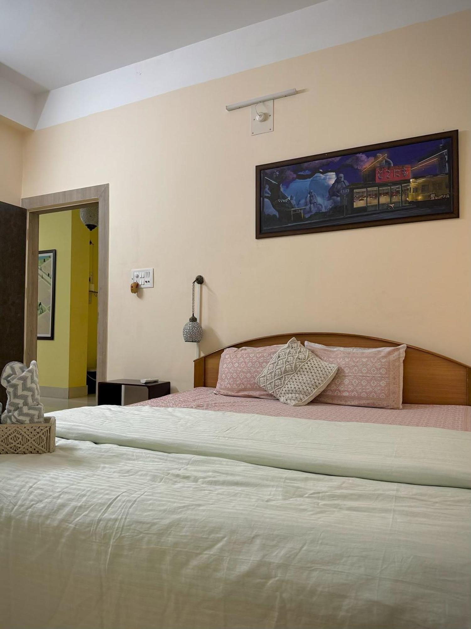 Three Little Birds Homestay Guwahati Eksteriør billede